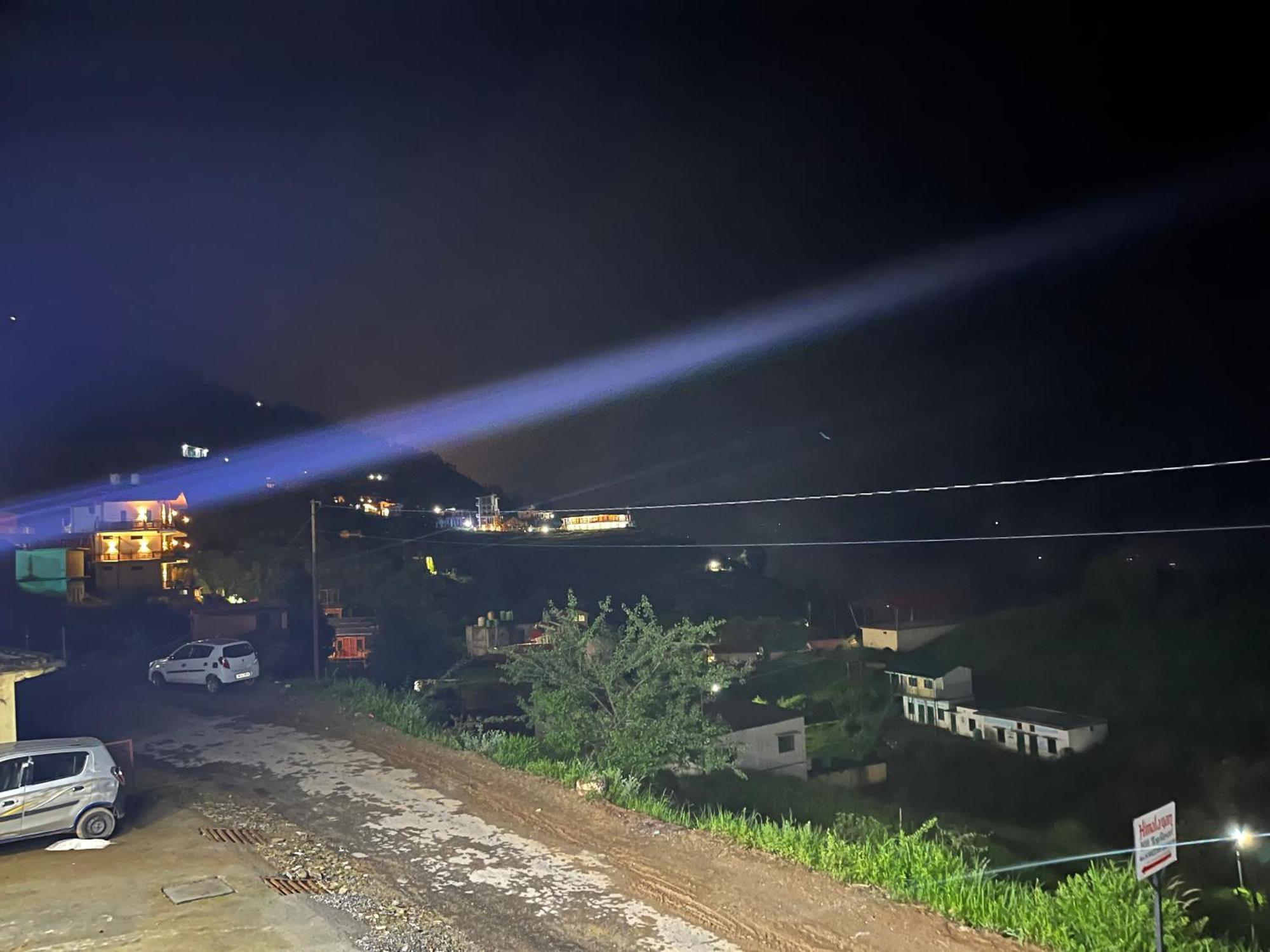 Himalayan Hill Top Resort カナタル エクステリア 写真